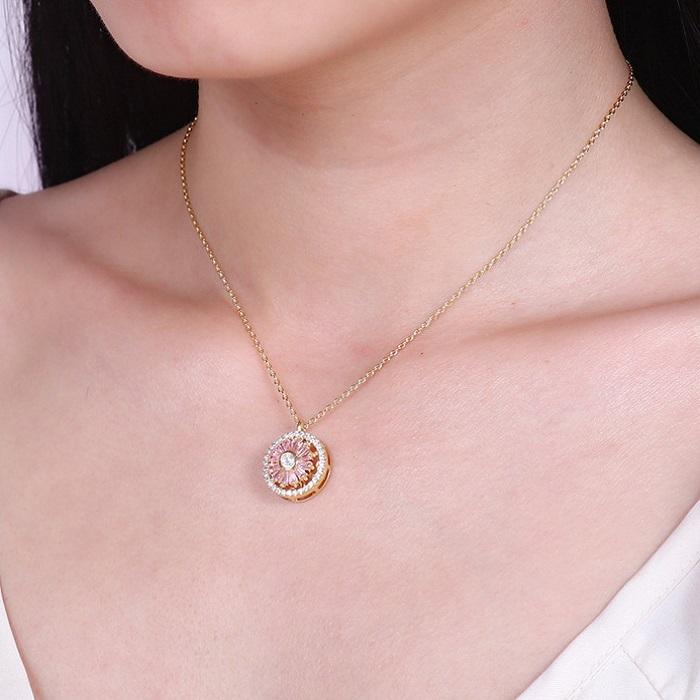 Floral Rotating Necklace